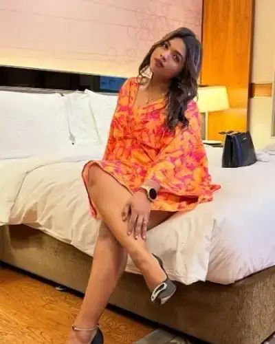 Escorts In Peepalkhoont